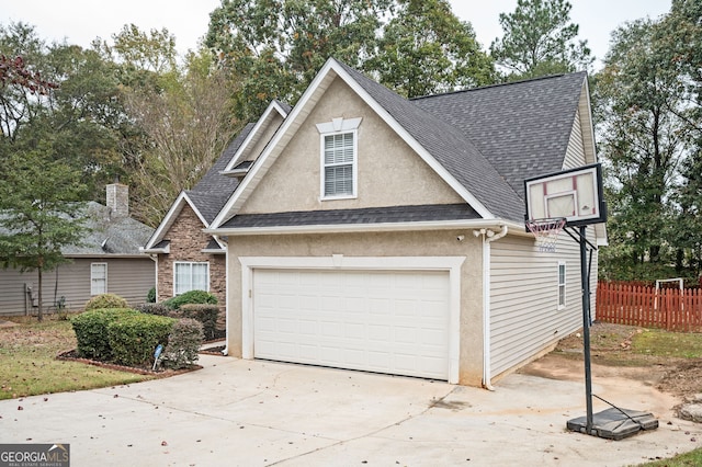 view of front of property featuring a garage