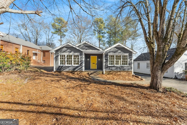 view of front of property