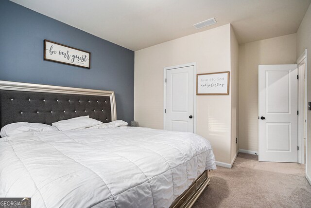 view of carpeted bedroom