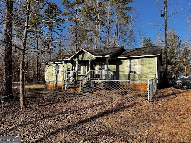 view of front of property with covered porch