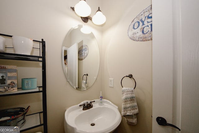 bathroom with sink