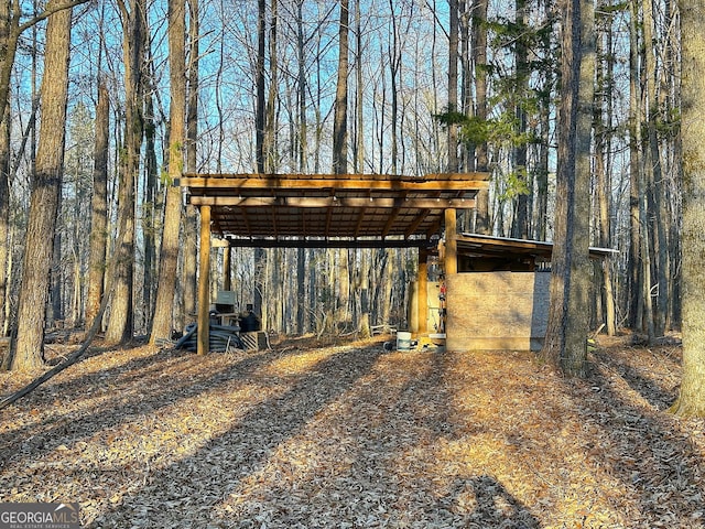 view of outdoor structure featuring a carport