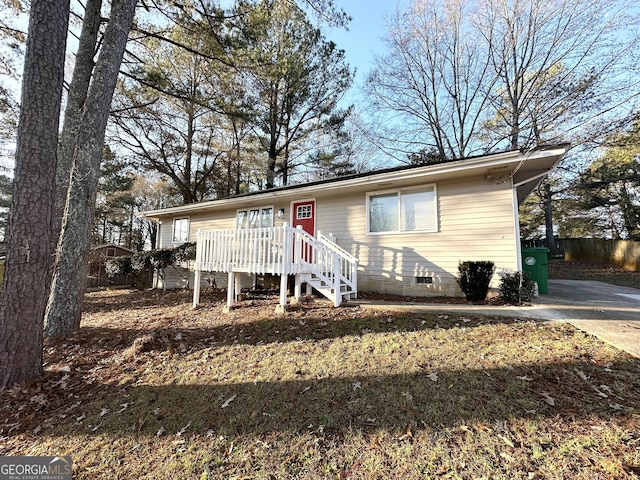 view of front facade with a deck