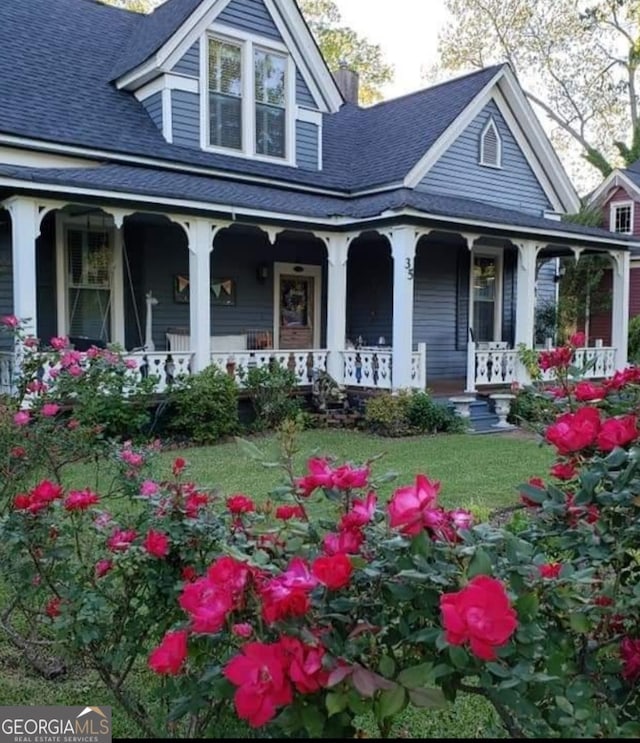 view of front of home