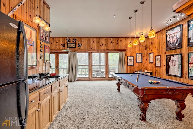 game room with light carpet, sink, a healthy amount of sunlight, and billiards