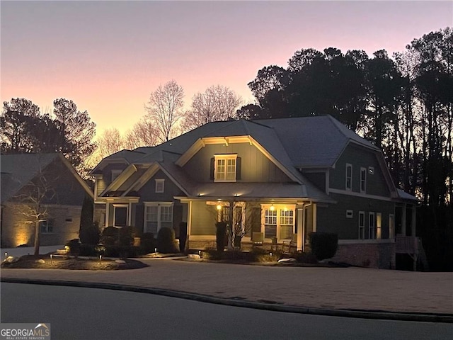 craftsman-style home featuring a porch