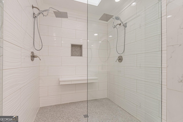 bathroom featuring tiled shower