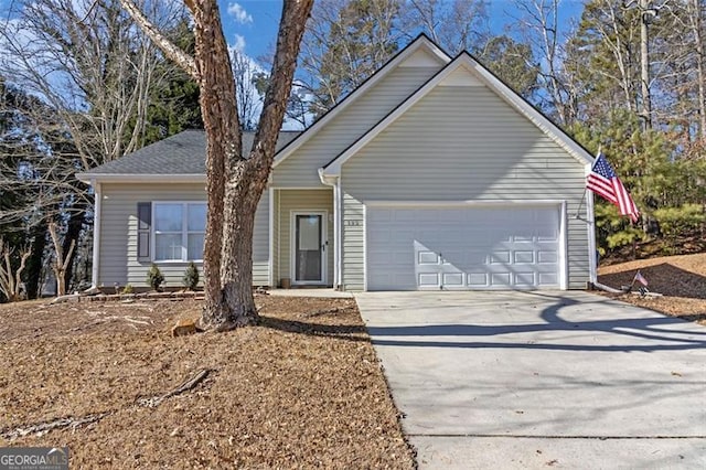 view of front property featuring a garage