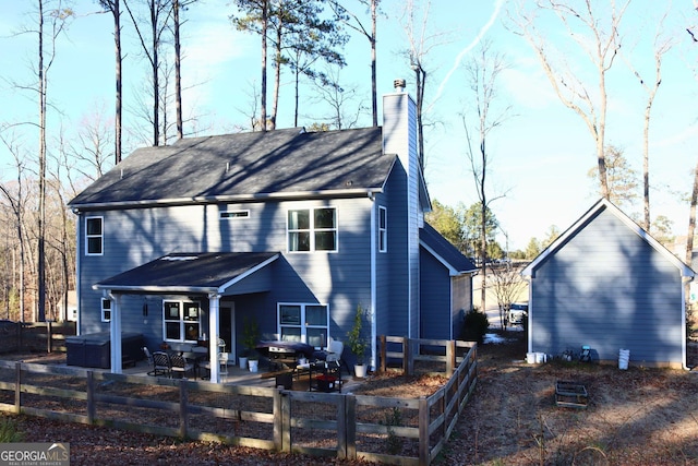 view of front of property featuring a patio area