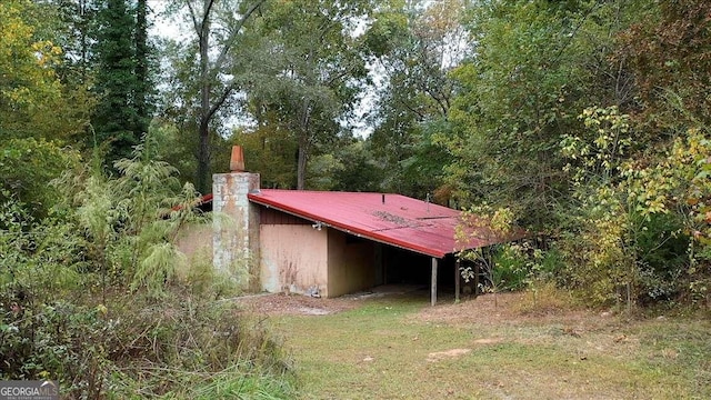 view of outdoor structure