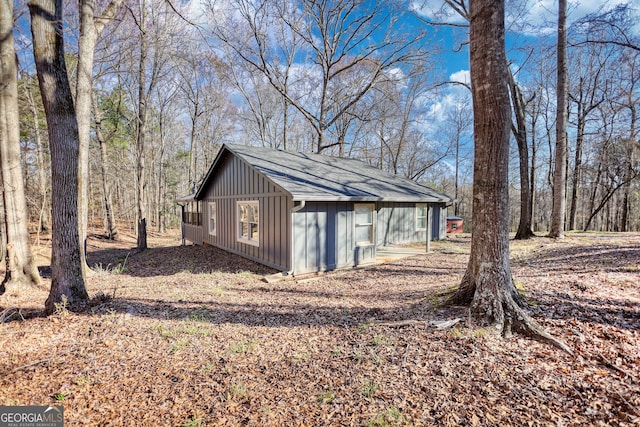 view of outdoor structure