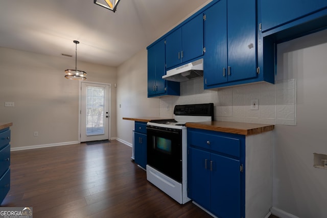 kitchen featuring wood counters, decorative light fixtures, blue cabinetry, under cabinet range hood, and range with electric stovetop