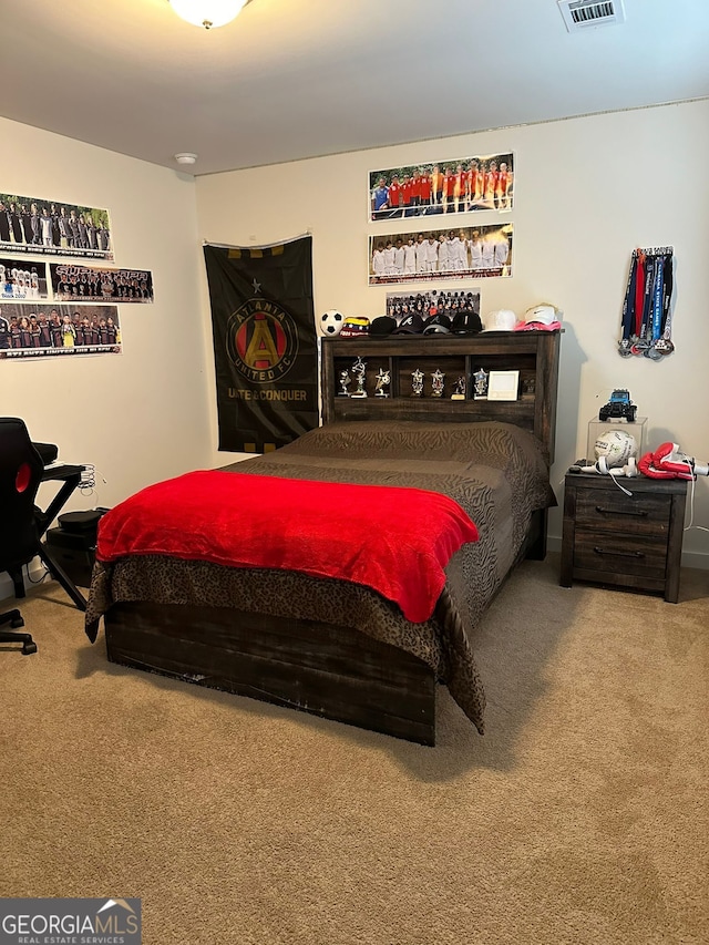 bedroom with carpet flooring