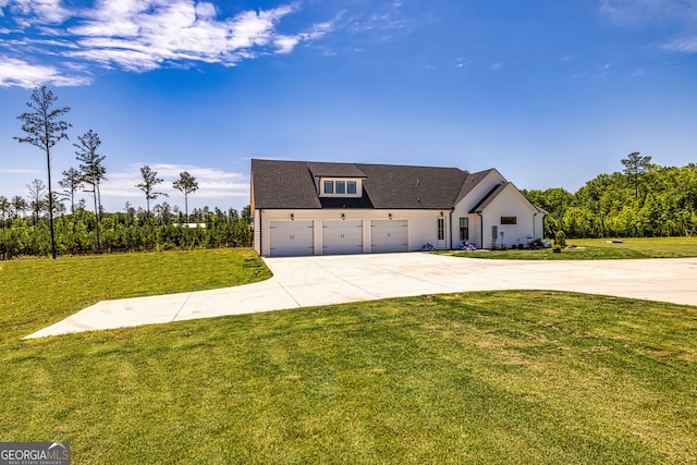 view of front of home with a front yard