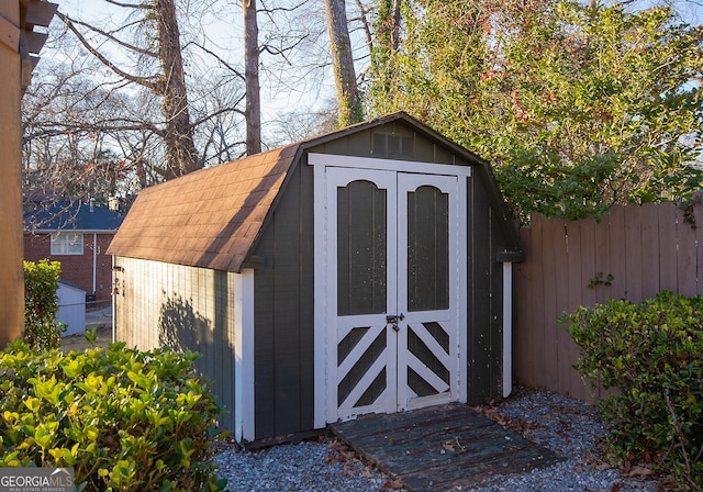 view of outbuilding