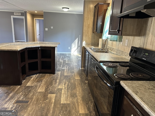 kitchen featuring sink, black range with electric cooktop, dark hardwood / wood-style floors, a textured ceiling, and dark brown cabinets