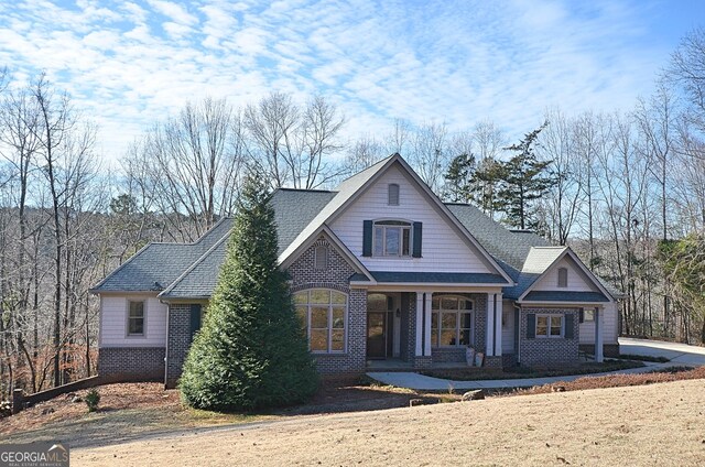 view of front of property with covered porch