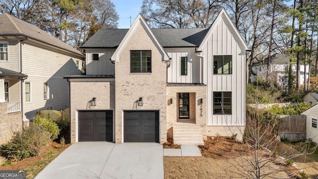 view of front facade with a garage