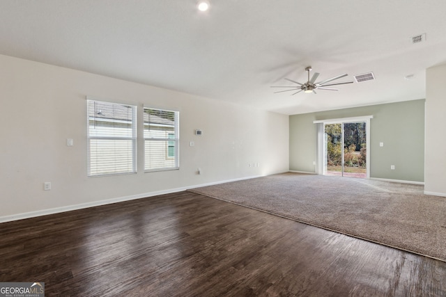 unfurnished room featuring ceiling fan