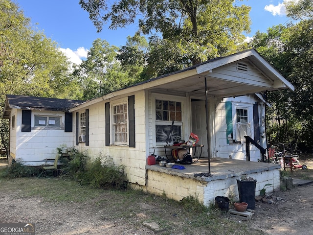 view of front of house