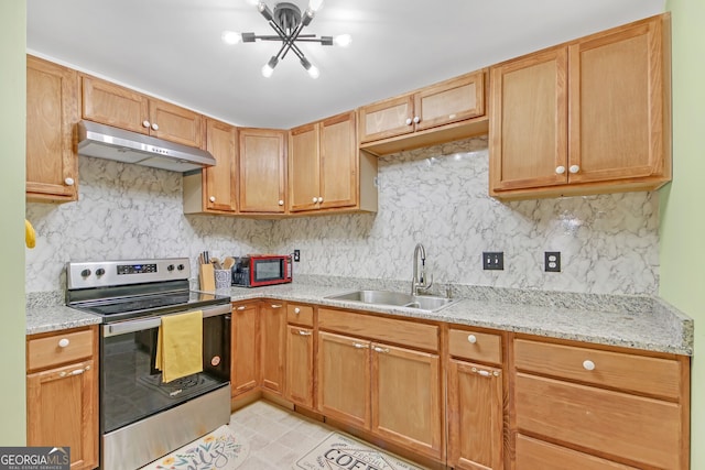 kitchen with stainless steel electric range oven, sink, tasteful backsplash, and an inviting chandelier