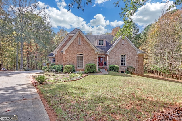 front of property with a front yard