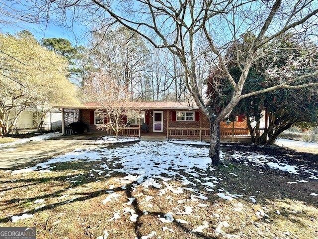 view of front of property