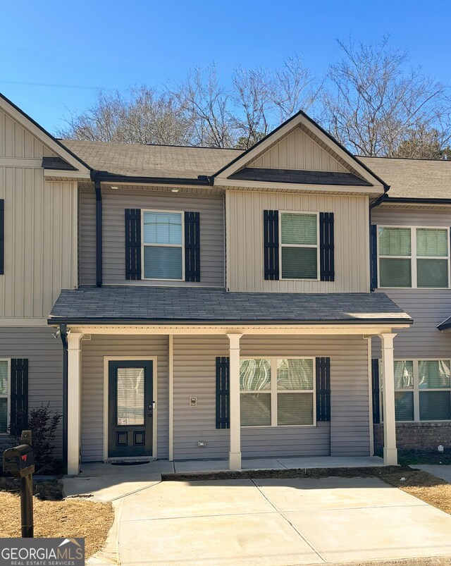 view of front of property with a porch