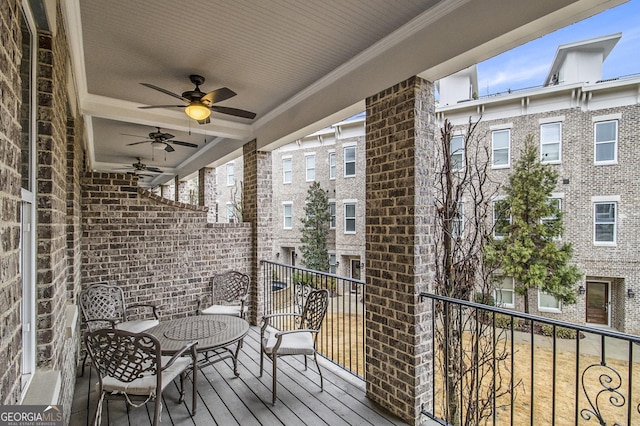 balcony featuring ceiling fan