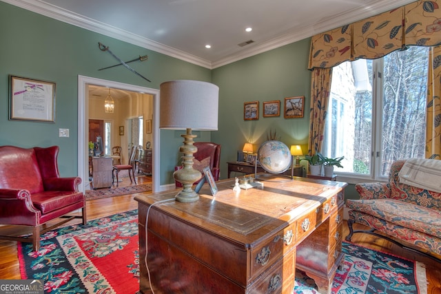 living area featuring recessed lighting, visible vents, crown molding, and wood finished floors