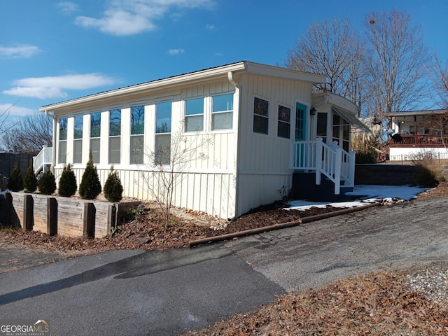 view of property exterior