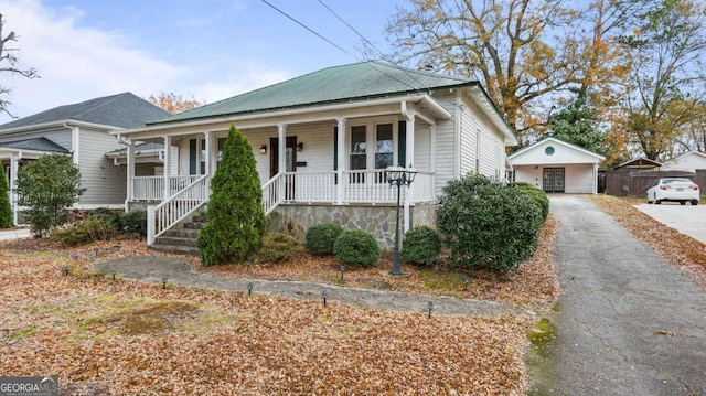 bungalow featuring covered porch