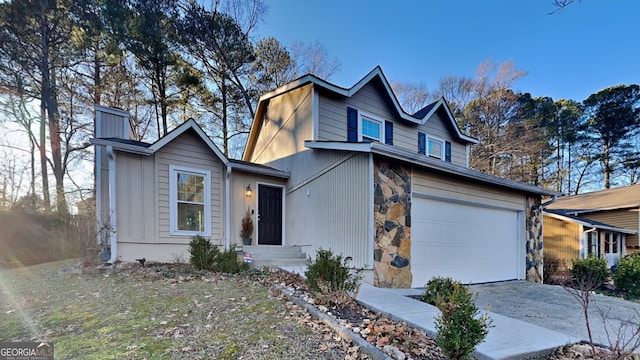 view of front of property featuring a garage