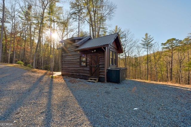 view of outdoor structure