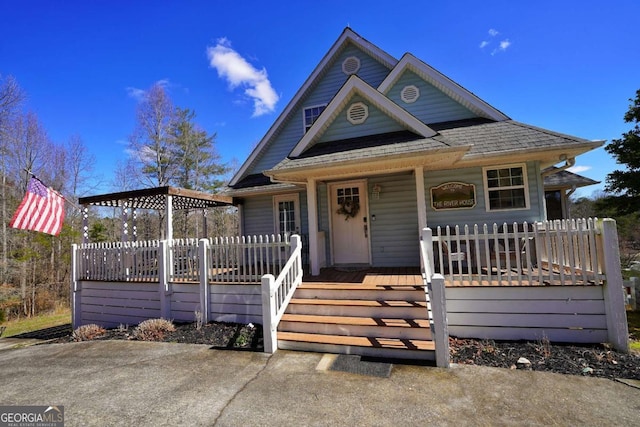 view of front of property with covered porch