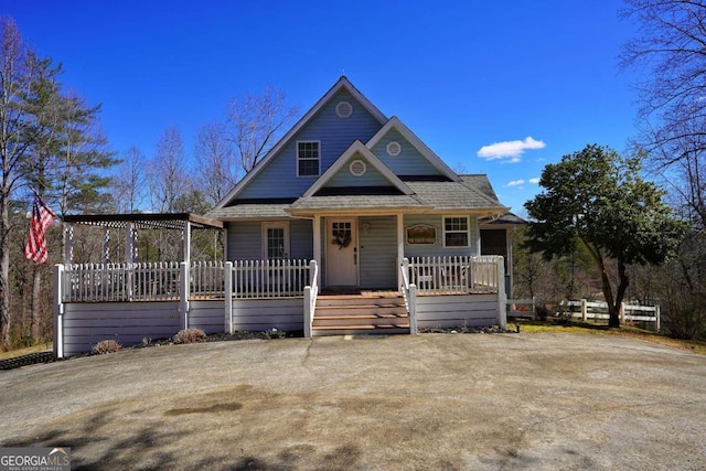 view of front of house with covered porch