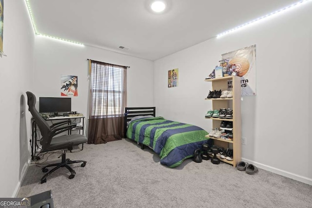 view of carpeted bedroom