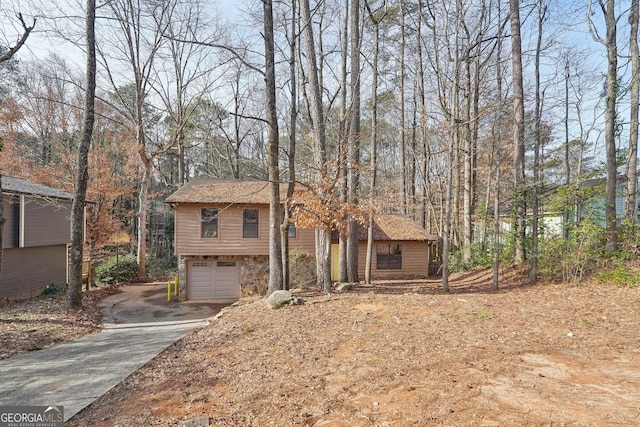 view of front of home featuring a garage