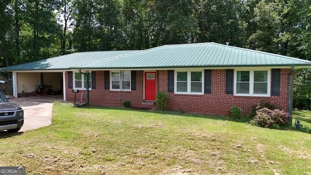 single story home featuring a front yard and a carport