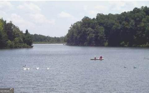 view of water feature