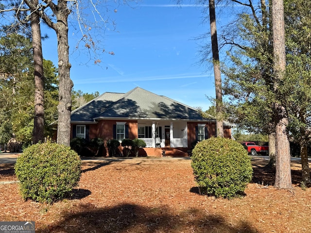 ranch-style house with a porch