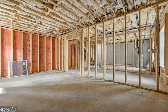 miscellaneous room featuring electric water heater