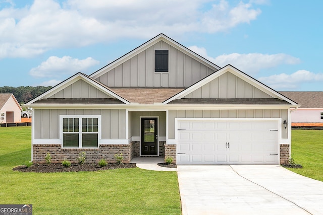 craftsman-style house with a garage and a front lawn