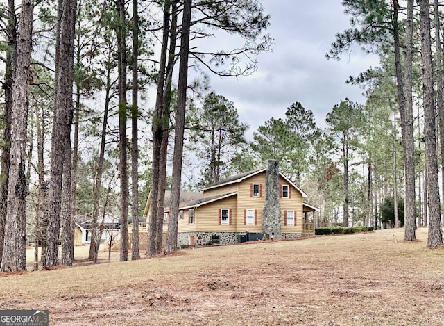 view of side of home