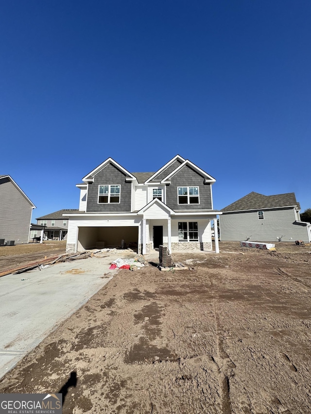 view of front of home featuring a garage