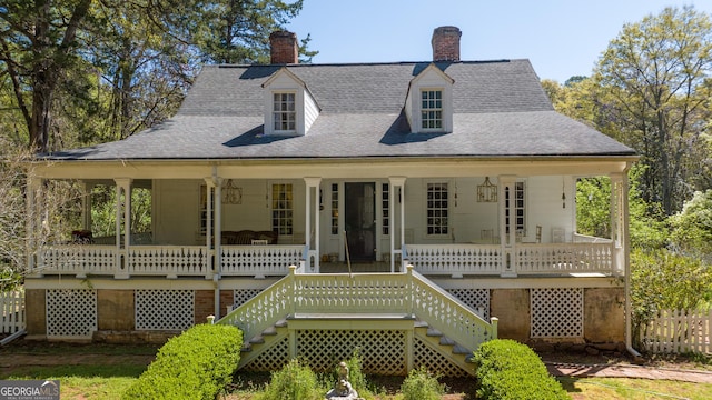 view of front of home featuring a porch