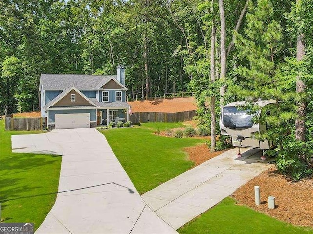 view of front of house with a front lawn