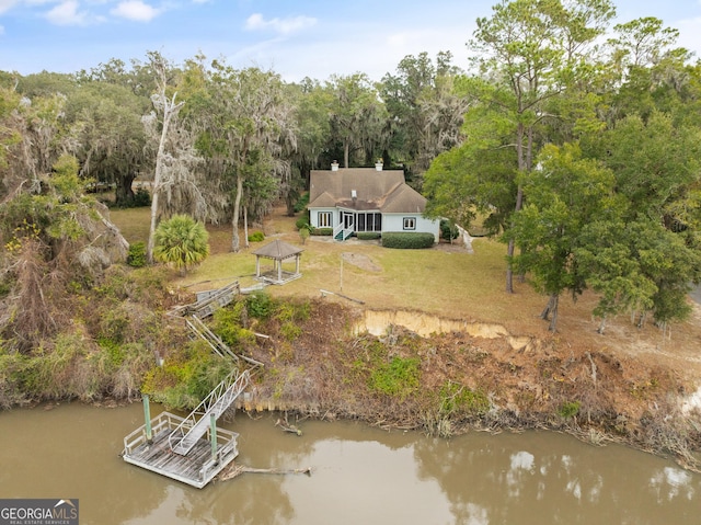 bird's eye view with a water view