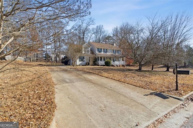 view of front property