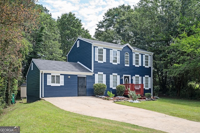 colonial inspired home with a front yard